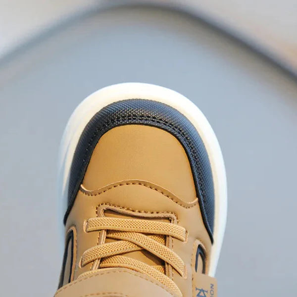 ! UrbanStep – Comfortabele & Flexibele Hoge Sneakers voor Kinderen